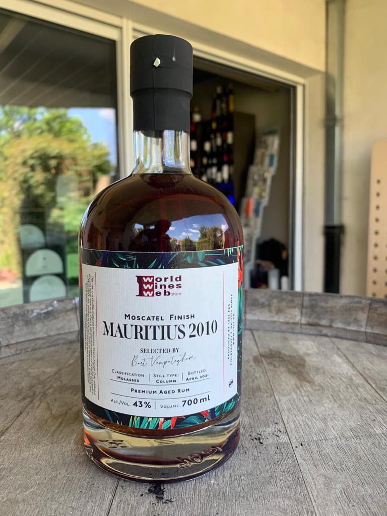 WWW Mauritius Rum 2010 Moscatel finish